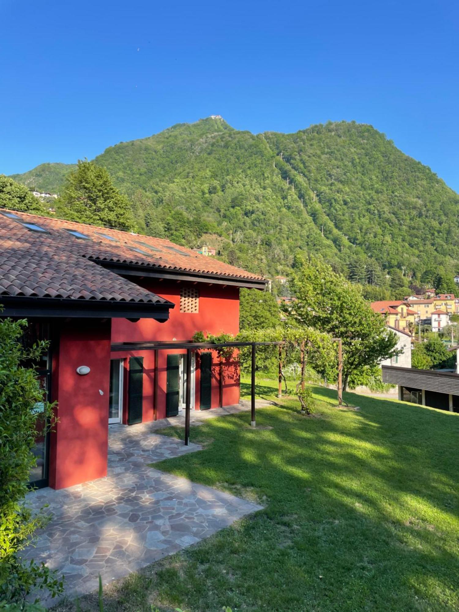 Ostello Casa Rossa Laveno-Mombello Εξωτερικό φωτογραφία