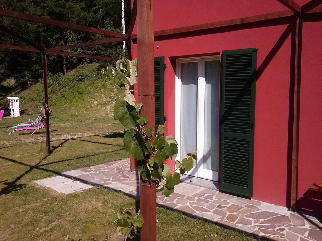 Ostello Casa Rossa Laveno-Mombello Δωμάτιο φωτογραφία