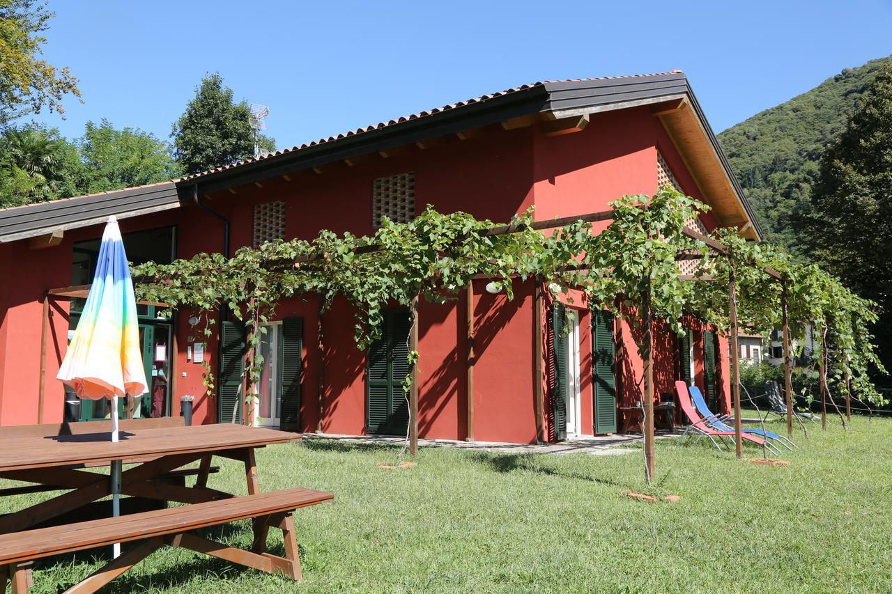Ostello Casa Rossa Laveno-Mombello Εξωτερικό φωτογραφία
